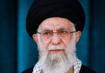 Агентство Tasnim распространило заявление руководителя и духовного лидера Ирана Али Хаменеи, в котором тот обратился к исламским странам с призывом разорвать отношения с Израилем