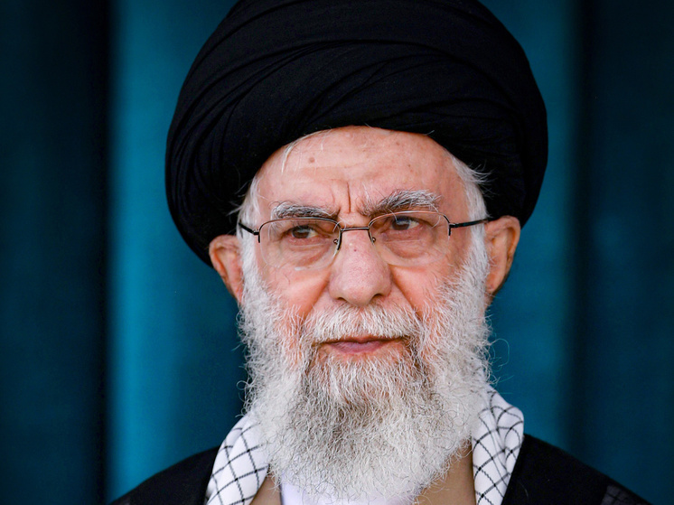Али Хаменеи призвал исламские страны разорвать отношения с Израилем