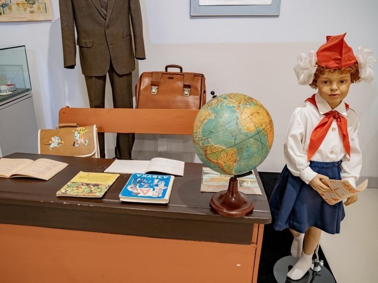 Выставка «Путешествие в детство» открылась в музее-заповеднике «Прохоровское поле»