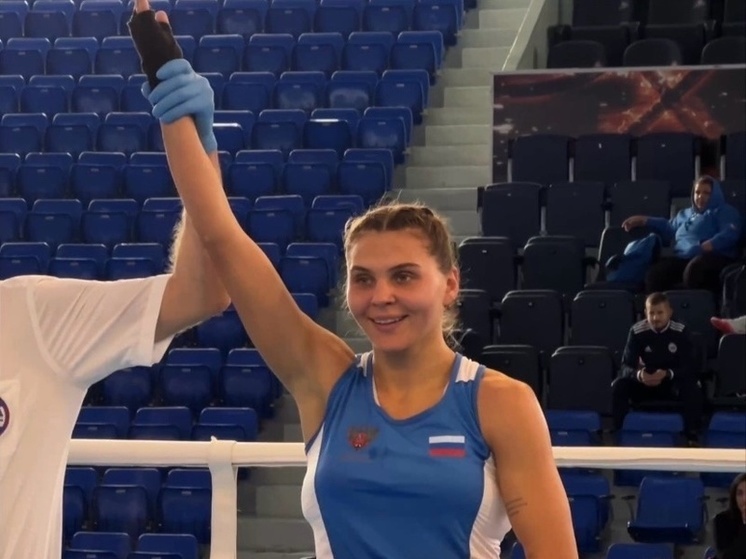 Брянская спортсменка Елена Бабичева выиграла золото Чемпионата Европы по боксу