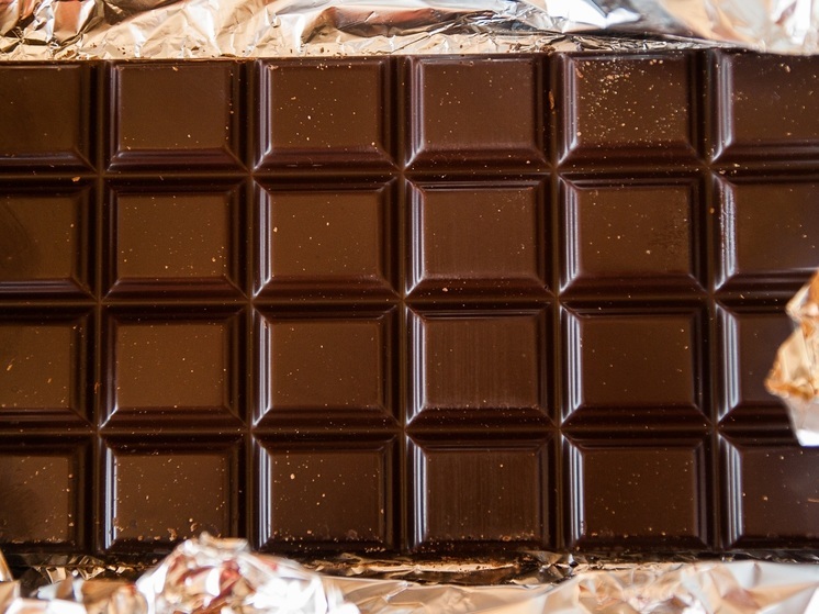 Житель Петрозаводска украл 14 шоколадок для девушки, но та не пришла на свидание