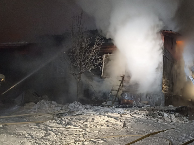Житель Красноселькупа получил ожоги при пожаре в жилом доме