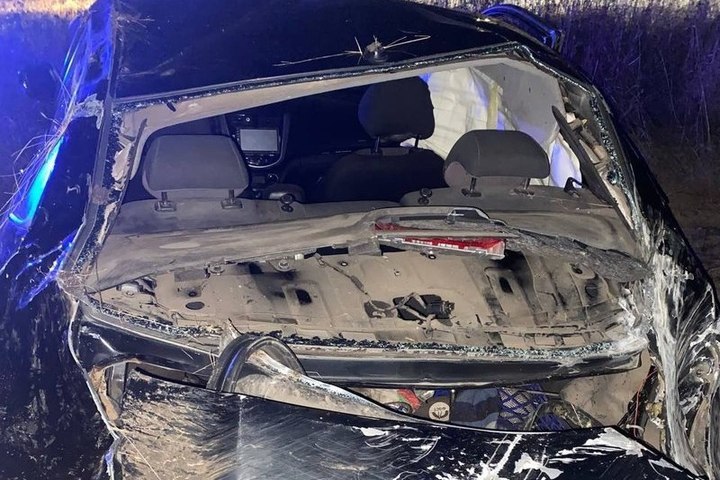 В Воронежской области в результате опрокидывания иномарки скончался 57-летний водитель