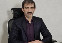 В судебных делах много тонких моментов
Адвокат Владислав Атаманов специализируется на делах, связанных с экономическими, корпоративными и банкротными спорами, возникающими между юридическими лицами, а также предпринимателями