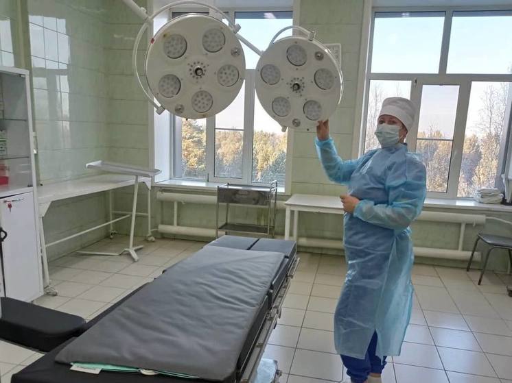 Новые операционные светильники появились в Баяндаевской районной больнице
