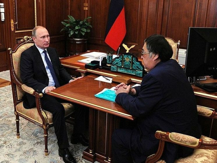 Путин выразил соболезнования в связи с кончиной Тулеева