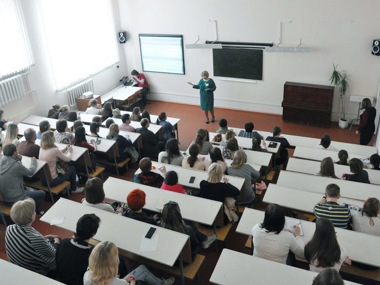 Орловский государственный университет в третий раз отметил День преподавателя