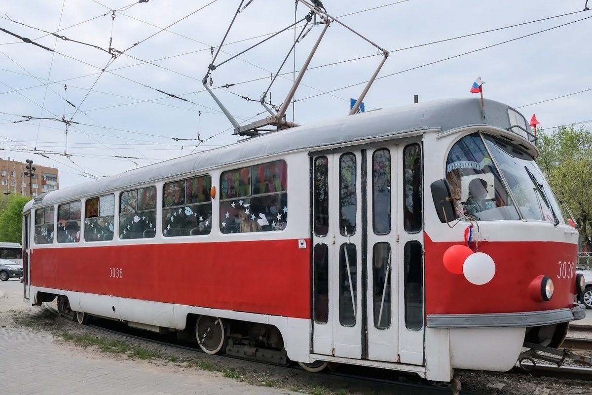 В Дзержинском районе Волгограда трамваи на время заменили автобусами