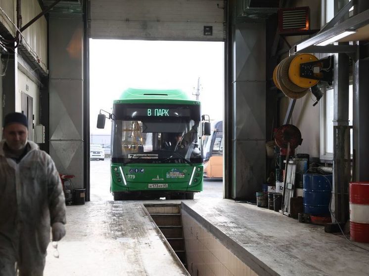 Техобслуживание перед зимним сезоном прошли 75% автобусов в Южно-Сахалинске