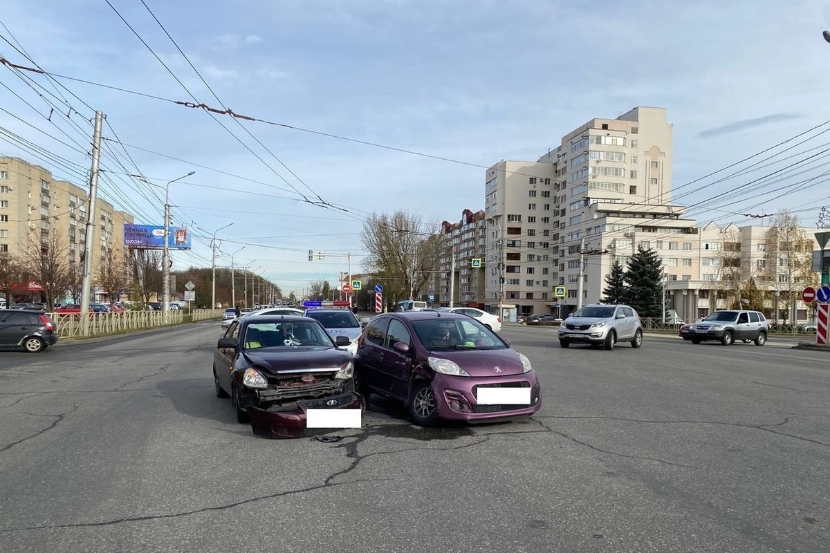 25-летний водитель пострадал в ДТП в Ставрополе