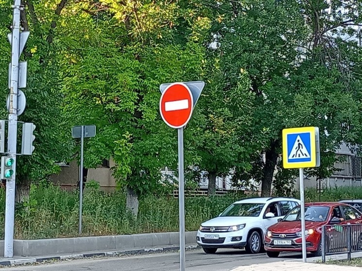 В Саратове установили 576 дорожных знаков