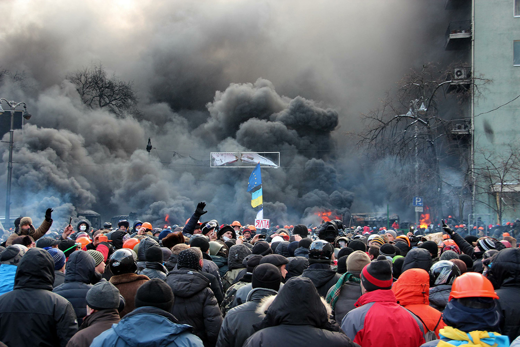 Начало кровавого переворота в фотографиях: 10 лет назад взбунтовался украинский Евромайдан