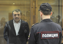 Тело бывшего начальника службы безопасности СКР Михаила Максименко обнаружено в психиатрической лечебнице нижегородской колонии, сообщает Mash.