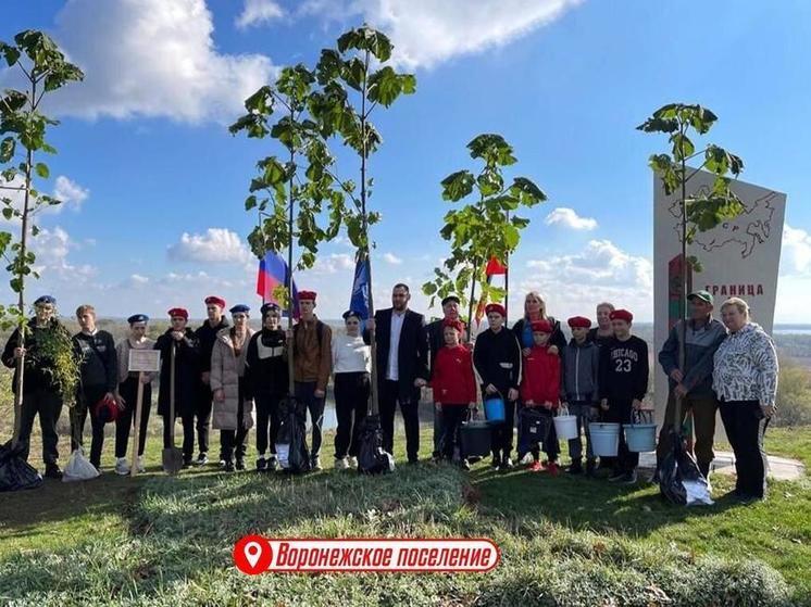 В Усть-Лабинском районе высадили новые деревья