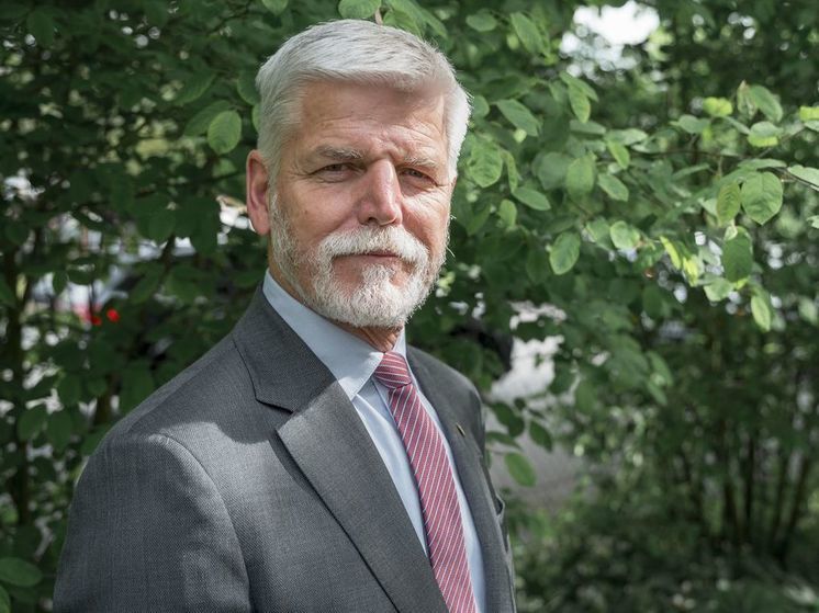 Президент Чехии признал, что наступление ВСУ пошло не по плану