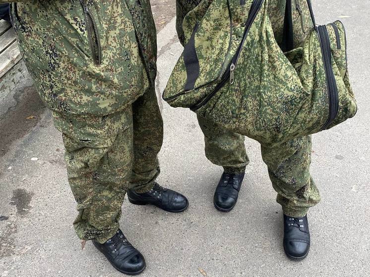 Жителей Ленобласти пригласили на военную службу в Мурманск
