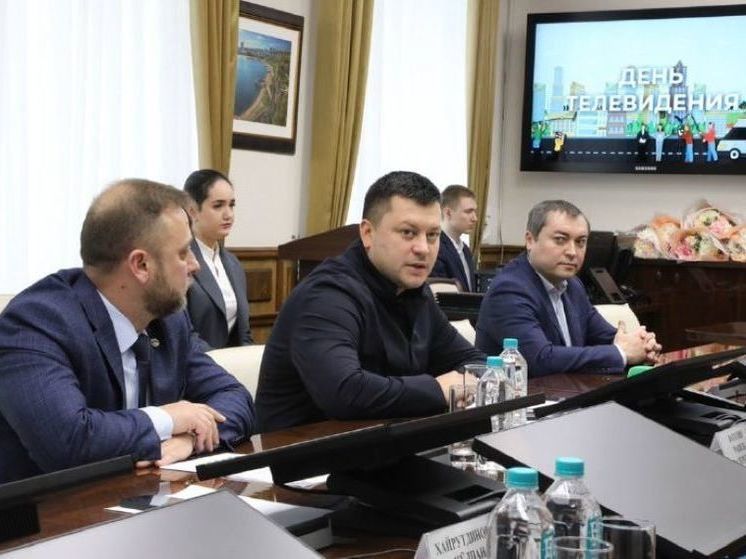 Ратмир Мавлиев поздравил журналистов со всемирным днем телевидения
