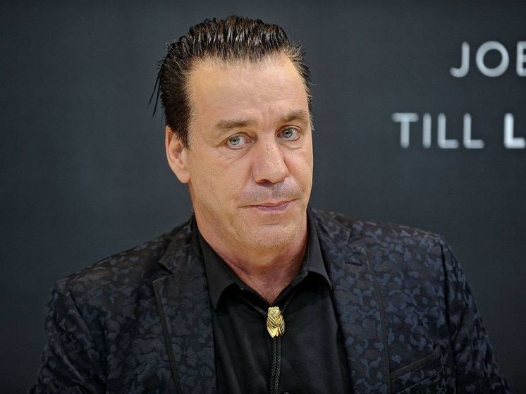 В Германии отменили выступление вокалиста Rammstein