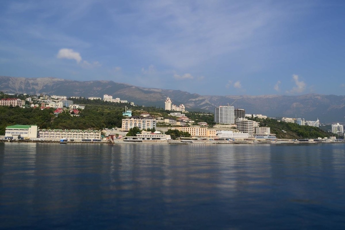 Crimea was hit by “Black Friday”: New Year holidays on the peninsula fell sharply in price