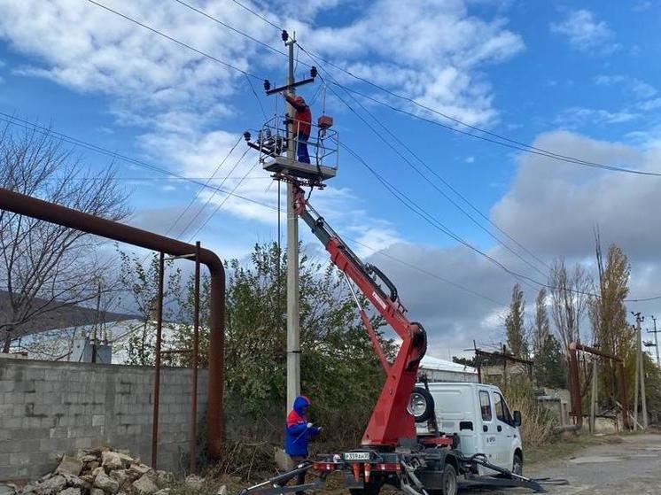Специалисты «Дагэнерго» восстановили электроснабжение жителей Редукторного посёлка