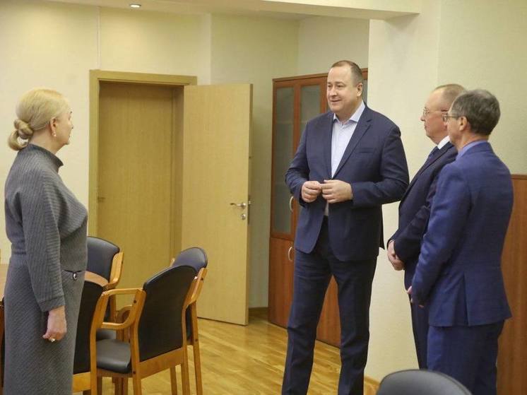 Глава Серпухова поздравил сотрудников налоговой службы с профессиональным праздником