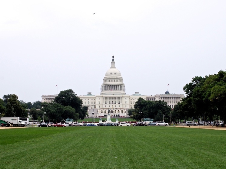 В США сообщили о сложностях оказания помощи Украине без допподдержки