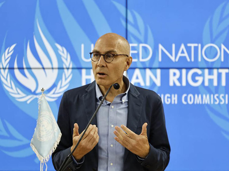 Глава ООН по правам человека выразил обеспокоенность по задержаниям афганцев в Пакистане