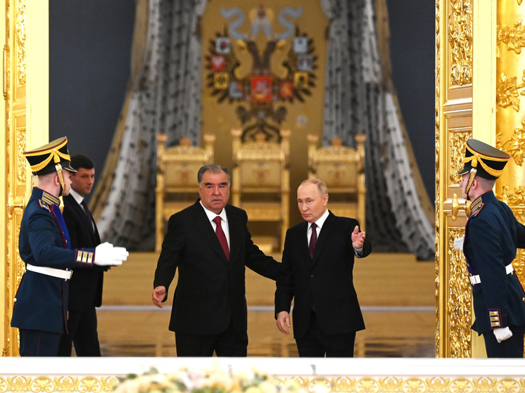 После Си Цзиньпина и Лукашенко президент пригласил туда коллегу Рахмона