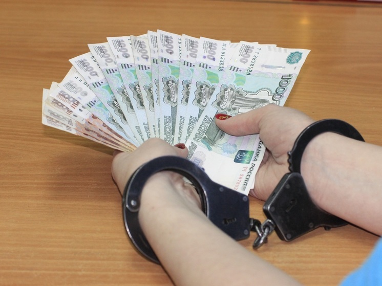 В Курске врач-терапевт оштрафована на 1 млн рублей за взяточничество
