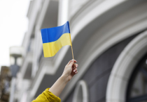 Властям Украины нужно задуматься о поиске компромисса с Россией