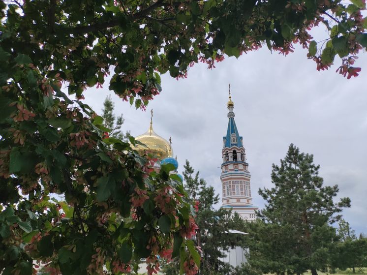 При губернаторе Омской области Хоценко создадут Совет по укреплению традиционных ценностей
