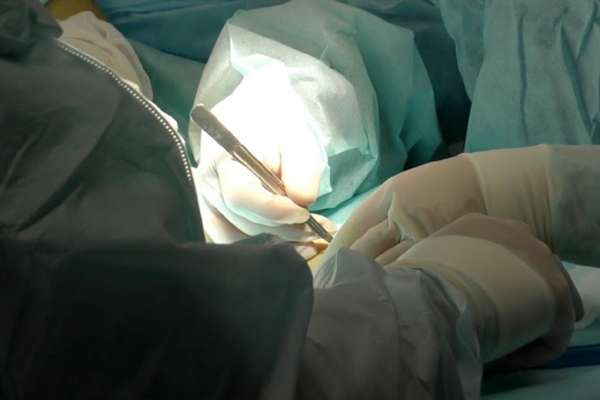 Волгоградский детский хирург признан одним из лучших врачей в стране