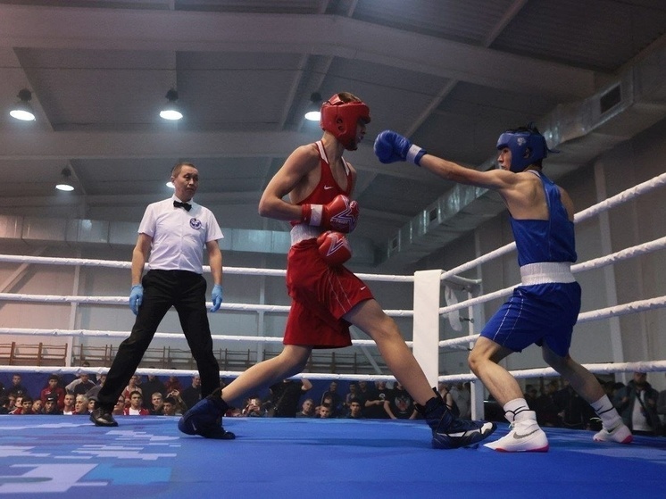 В Анапе проходят Всероссийские соревнования по боксу среди юношей