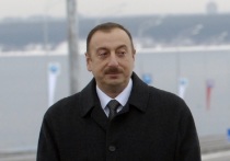 Азербайджанский президент Ильхам Алиев в ходе встречи с государственным министром по вопросам Европы и Северной Америки МИД Великобритании Лео Докерти в среду заявил, что в настоящий момент больше нет каких-либо препятствий для подписания мирного договора между Азербайджаном и Армений