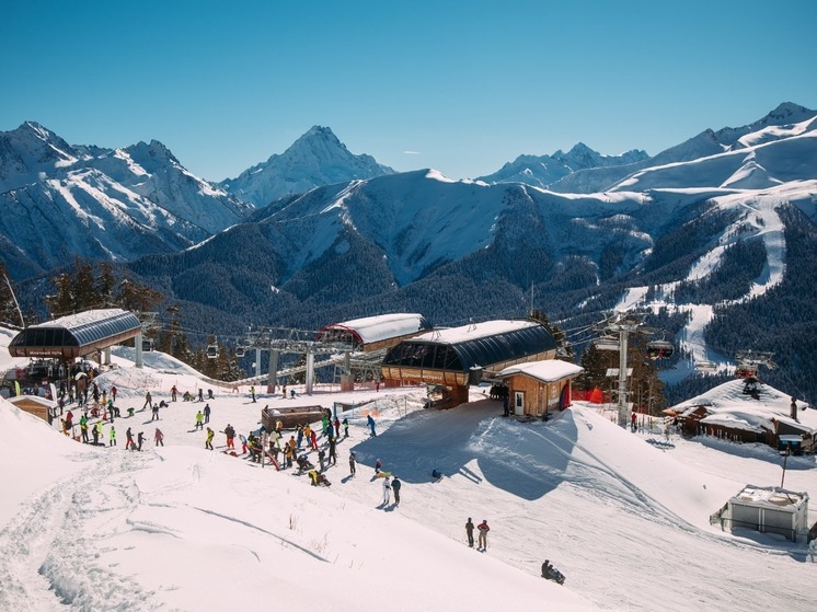 На российских курортах в зимнем сезоне появится более 50 километров горнолыжных трасс