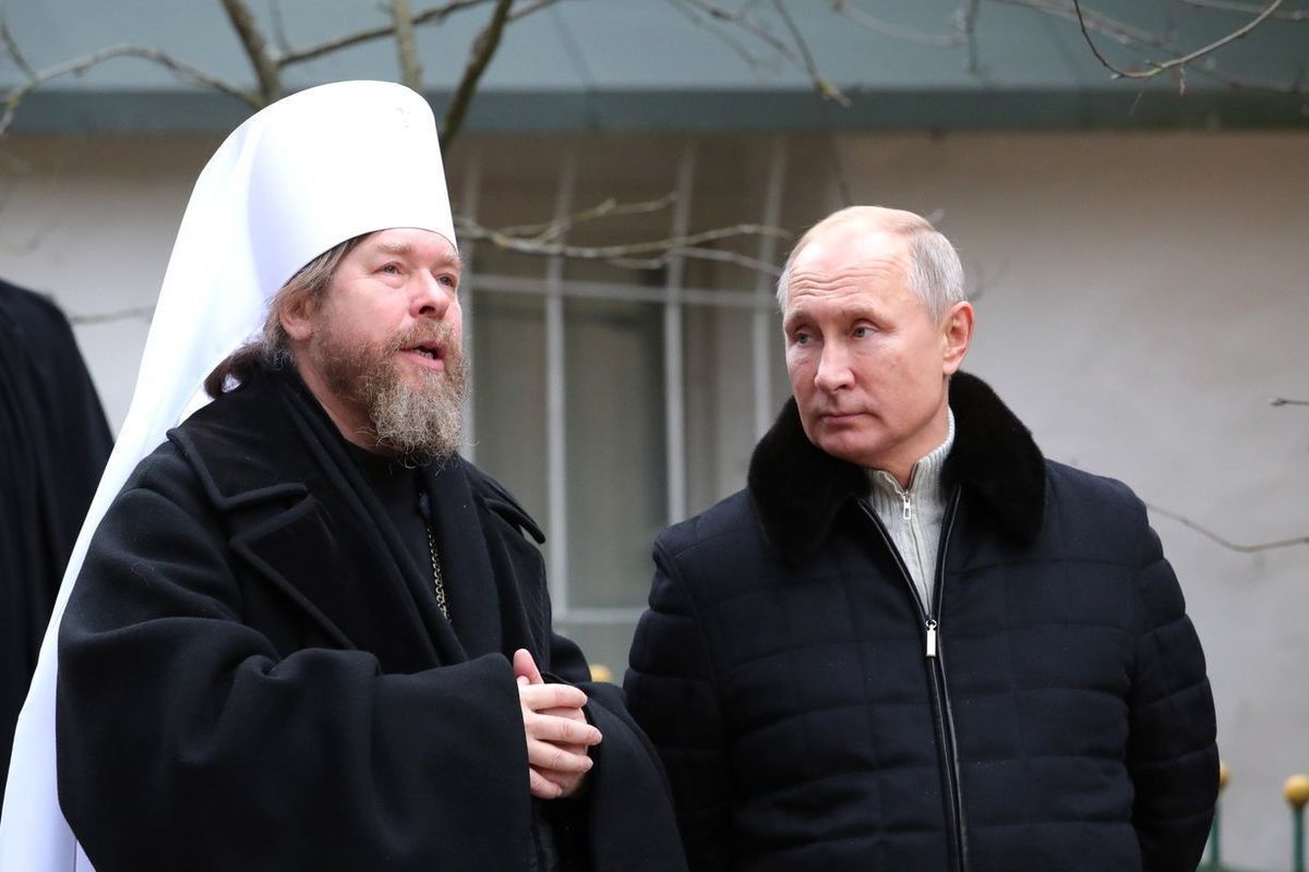 Митрополит Тихон пообещал спросить у Путина, является ли он его духовником