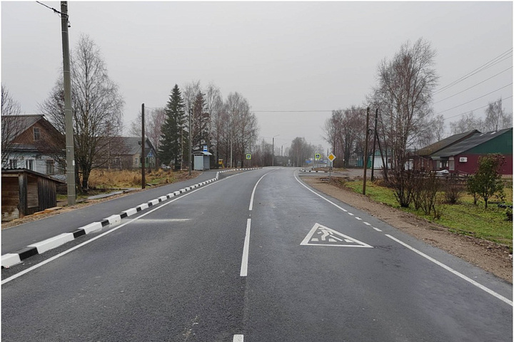В Каргопольском округе отремонтировали четыре участка дороги и два моста