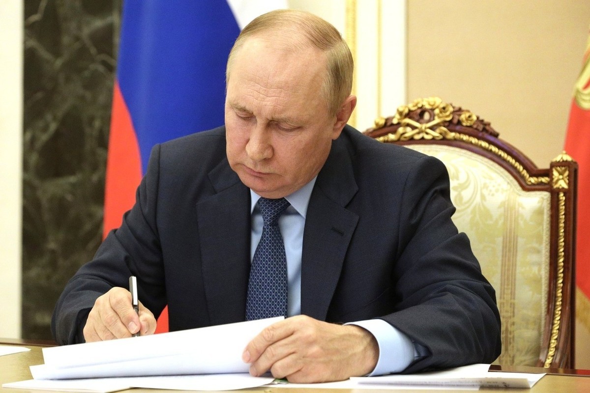 Путин передал мэрии Москвы пять типографий норвежской Amedia
