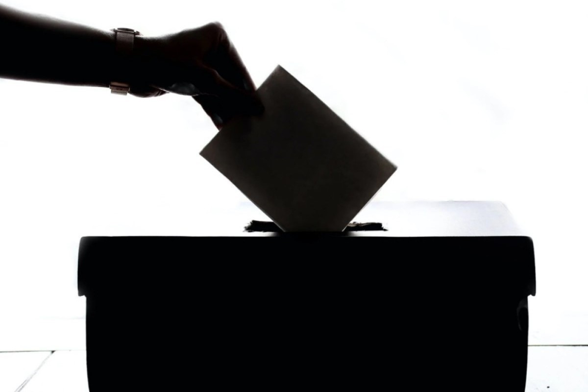Exit poll: far-right Freedom Party leads in Dutch elections