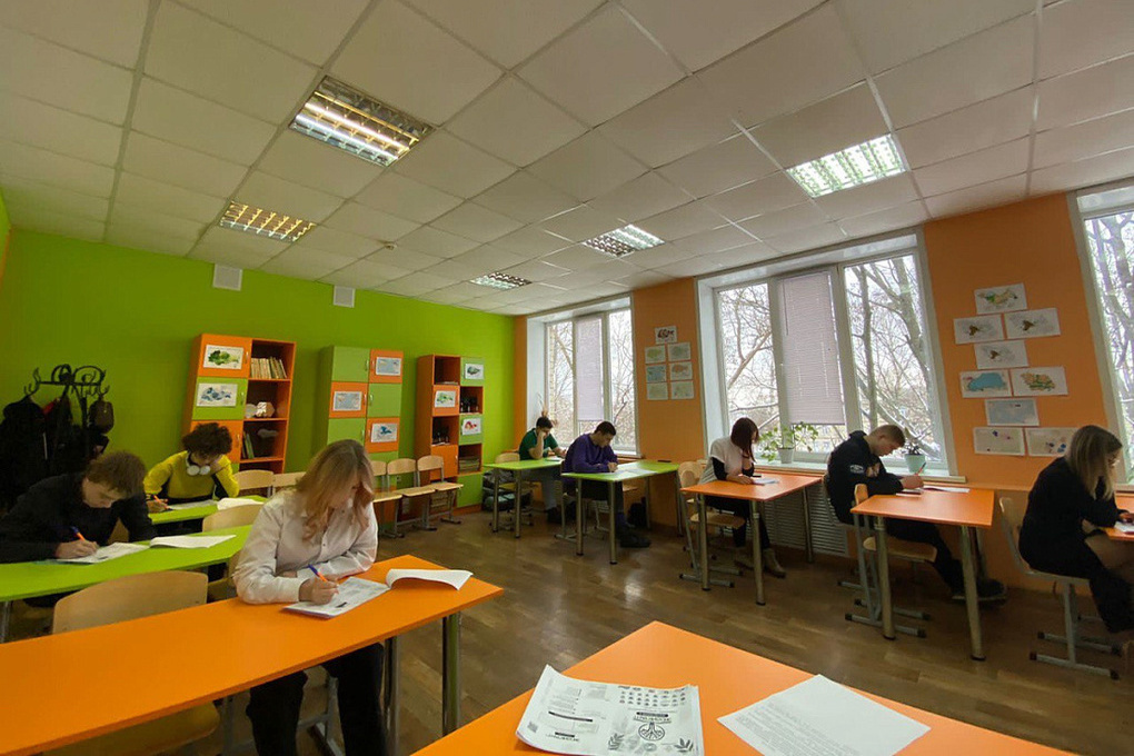 В Курске более 50 студентов и школьников написали экологический диктант