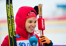 Олимпийская чемпионка в эстафете Вероника Степанова стала победительницей гонки с раздельным стартом на 10 километров свободным стилем в рамках первого этапа Кубка России по лыжным гонкам.