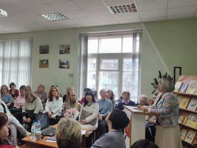 В Серпухове прошел круглый стол педагогического объединения