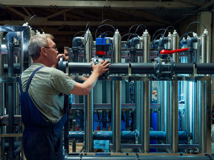 Первый в стране дезинфектор воды для тепличных комплексов создал столичный производитель