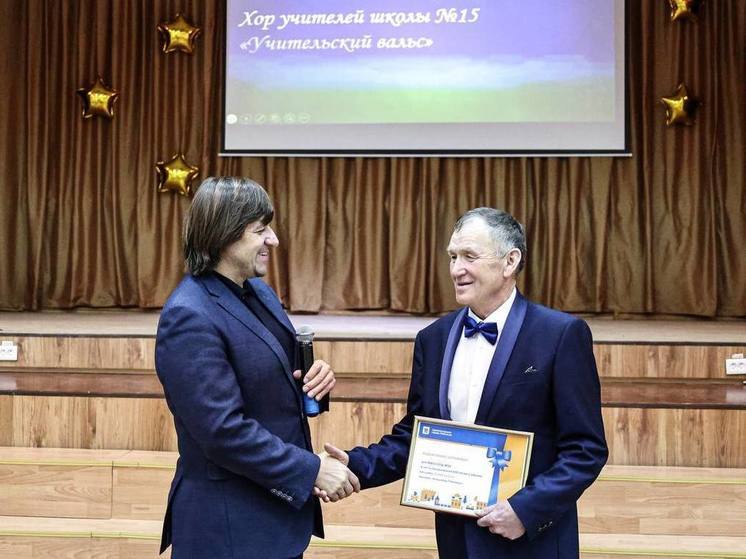 К своему 105-летию школа №15 в Тобольске получила подарок