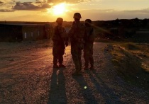 Американская военная база на газовом месторождении Конико на востоке Сирии попала под ракетный обстрел