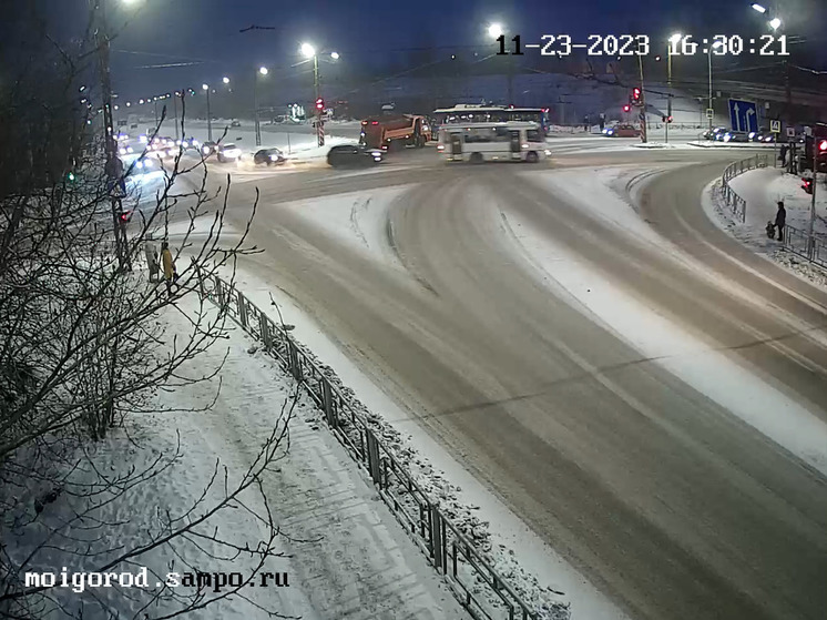 Водители в Петрозаводске не могут привыкнуть к новой схеме движения