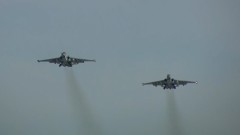 Появилось видео боевого боевой работы экипажей Су-25: уничтожена бронетехника ВСУ