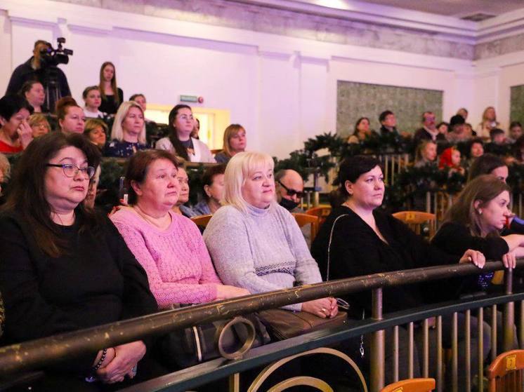 Концерт и фестиваль «Мама может» прошел в Серпухове