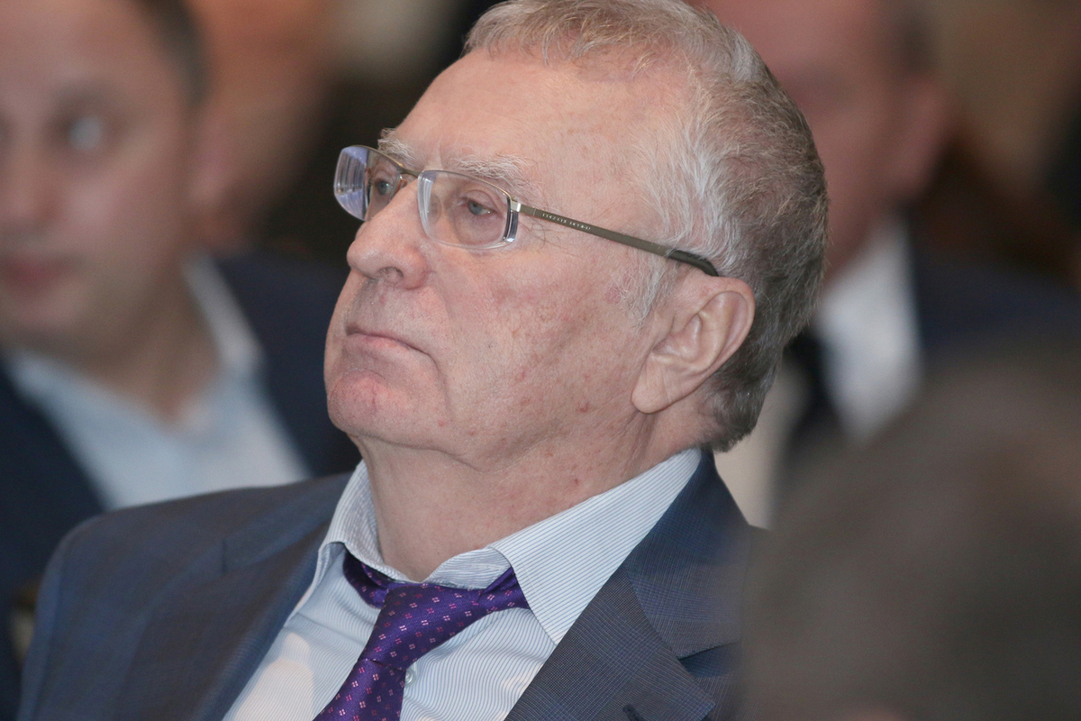 Zhirinovsky's jacket turned out to be of no use to anyone: it was withdrawn from auction