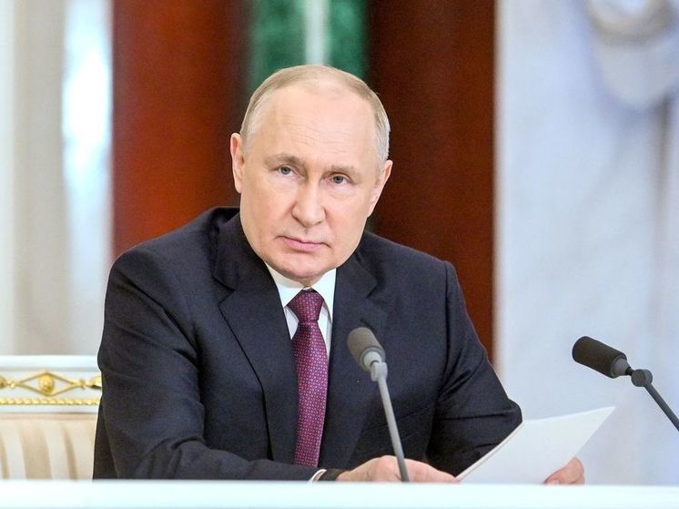 ФОМ: Путину доверяют 76 процентов россиян